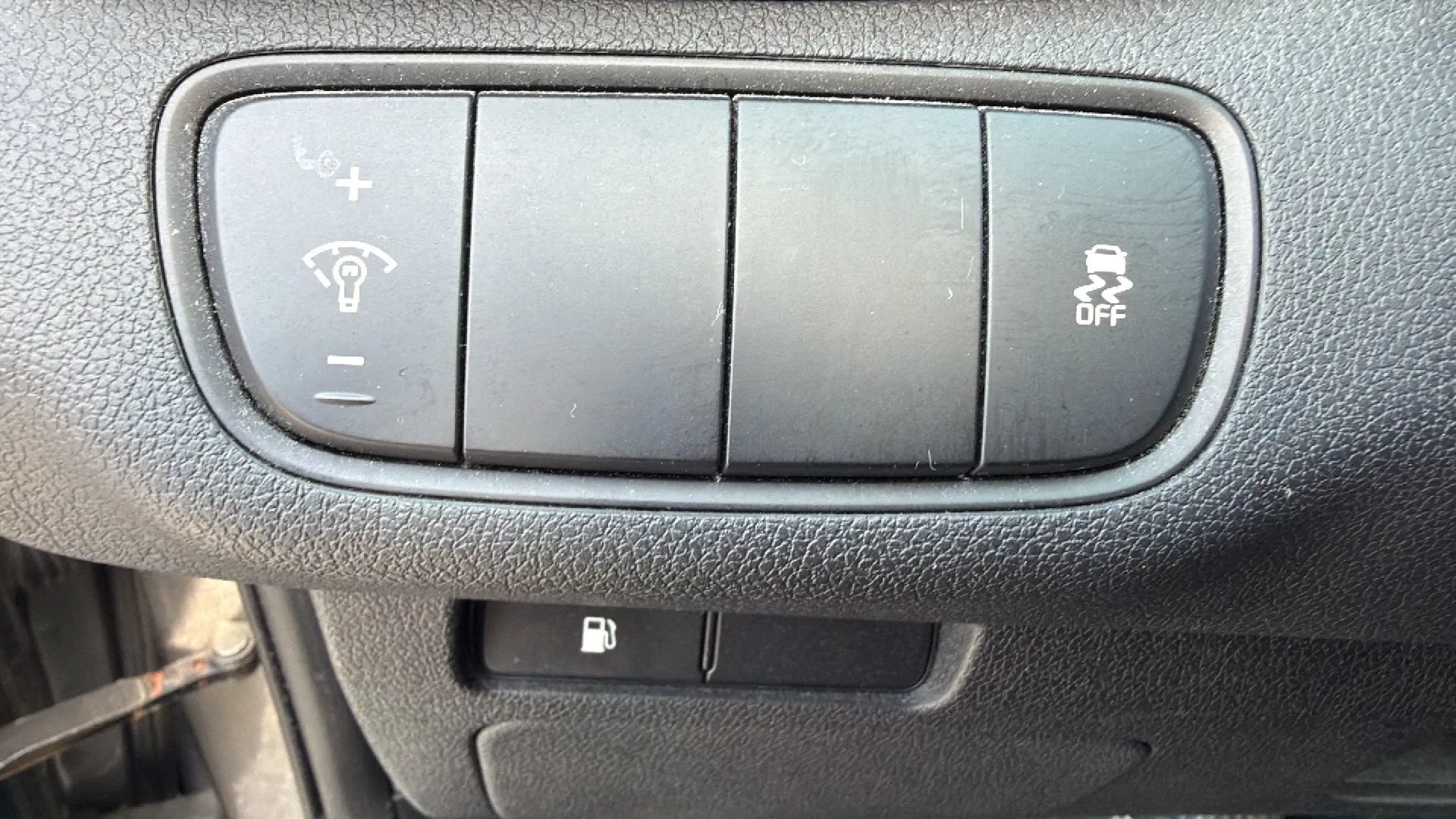Used 2016 Kia Sorento AWD w/ LX Convenience Package image 21