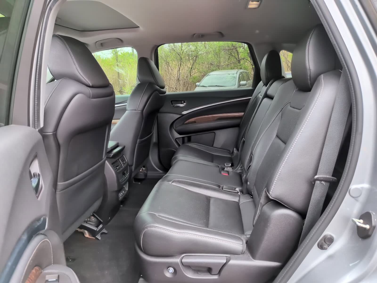 Used 2020 Acura MDX FWD w/ Technology Package image 9