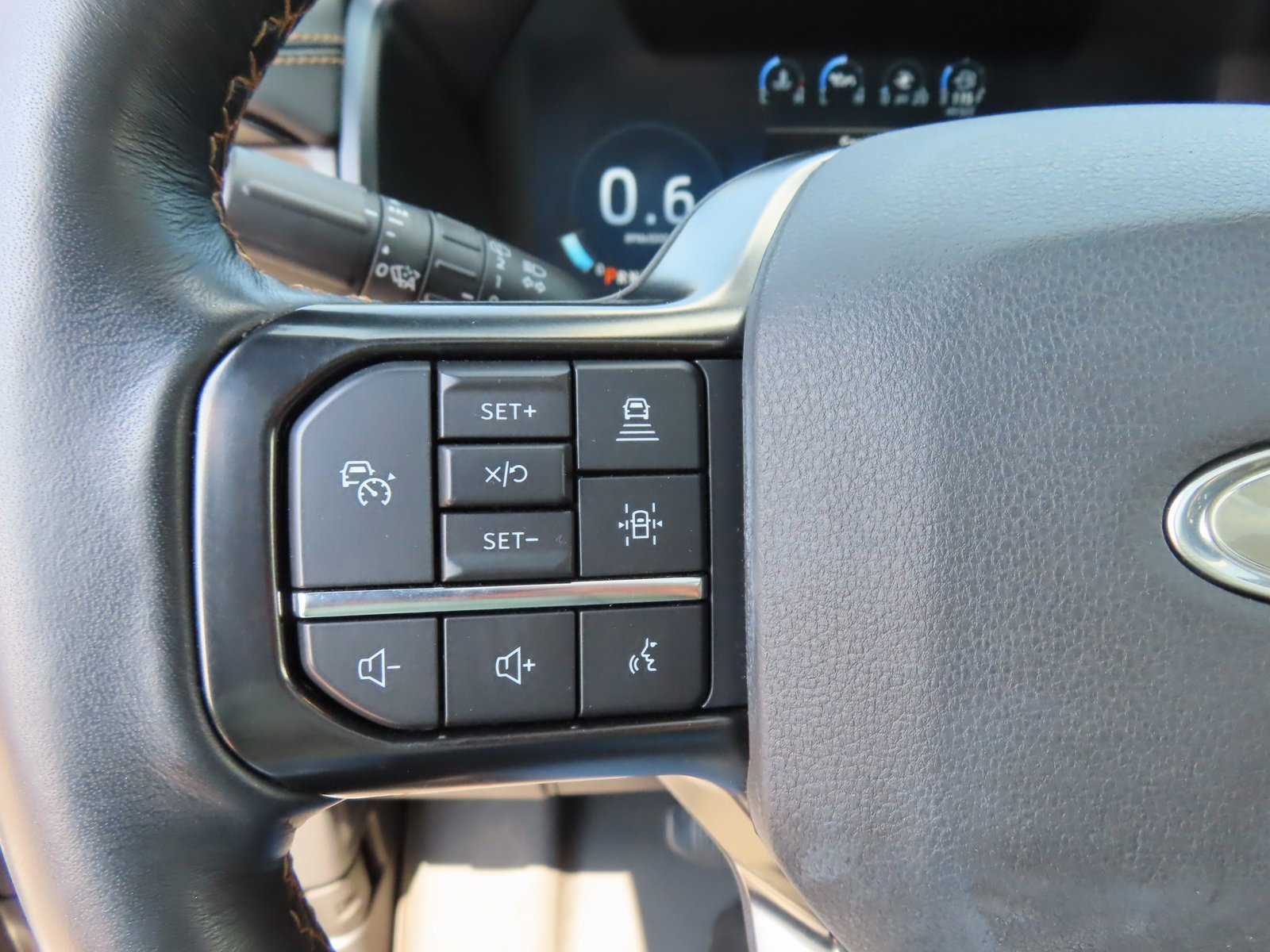 Used 2023 Ford Expedition Platinum image 19