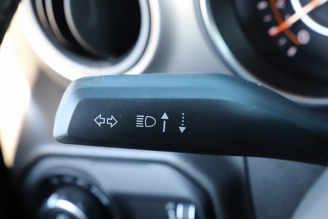 Used 2023 Jeep Gladiator Sport image 34