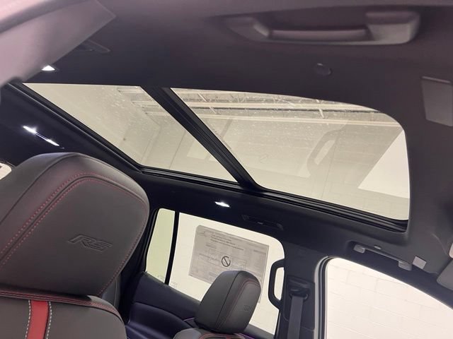 New 2026 Chevrolet Traverse RS AWD/4WD image 23