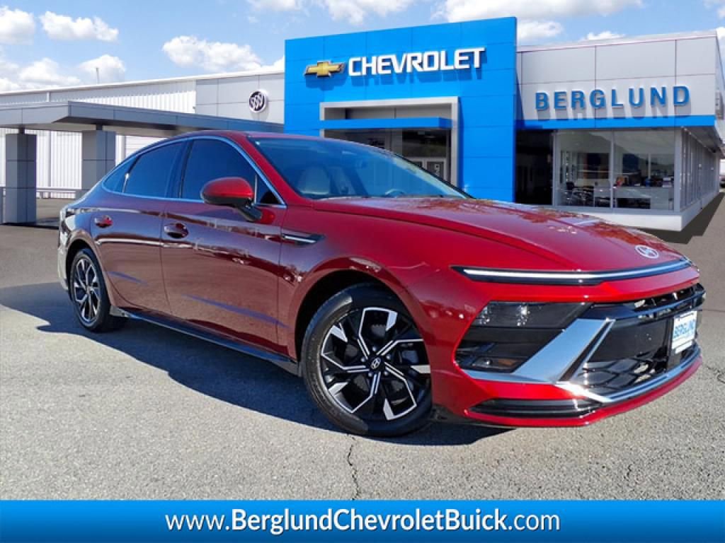 Used 2024 Hyundai Sonata SEL image 1