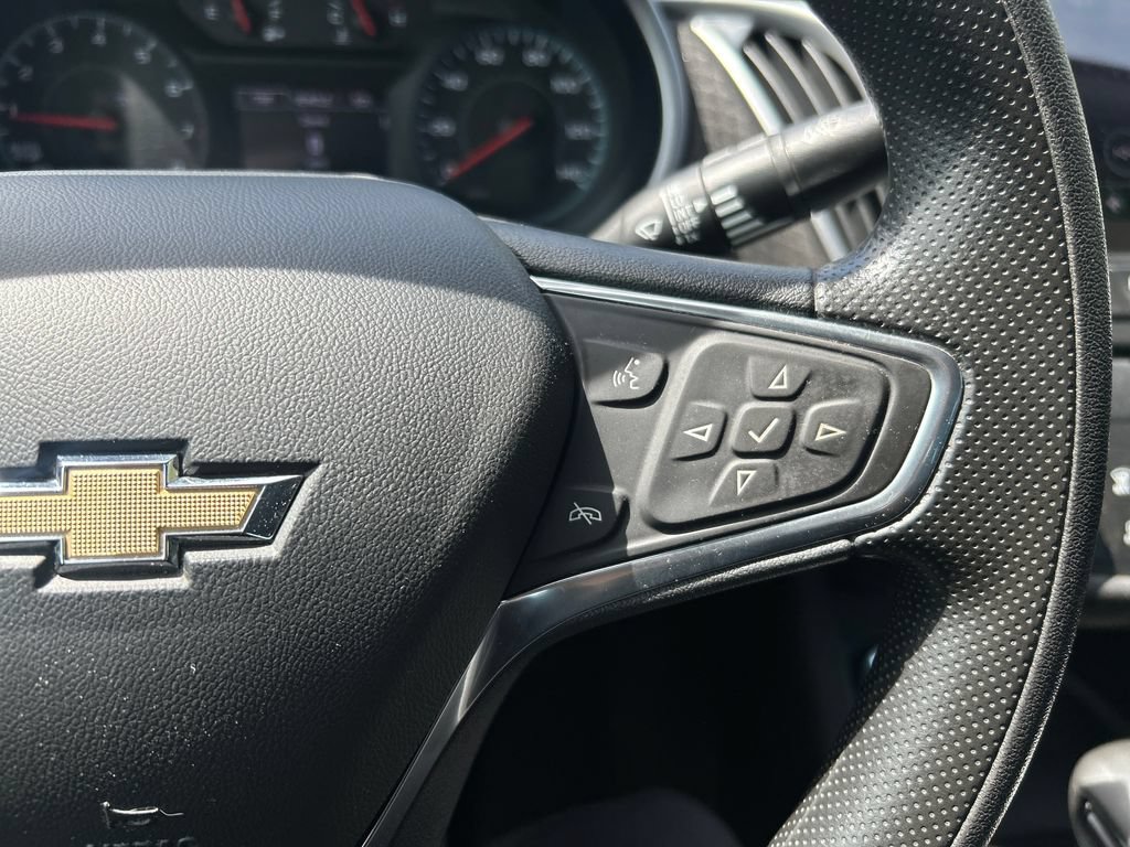 Used 2022 Chevrolet Malibu LT FWD image 23
