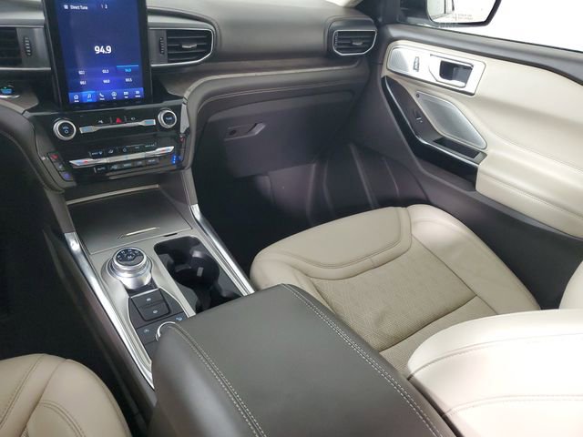 Used 2021 Ford Explorer Platinum w/ Equipment Group 601A image 18