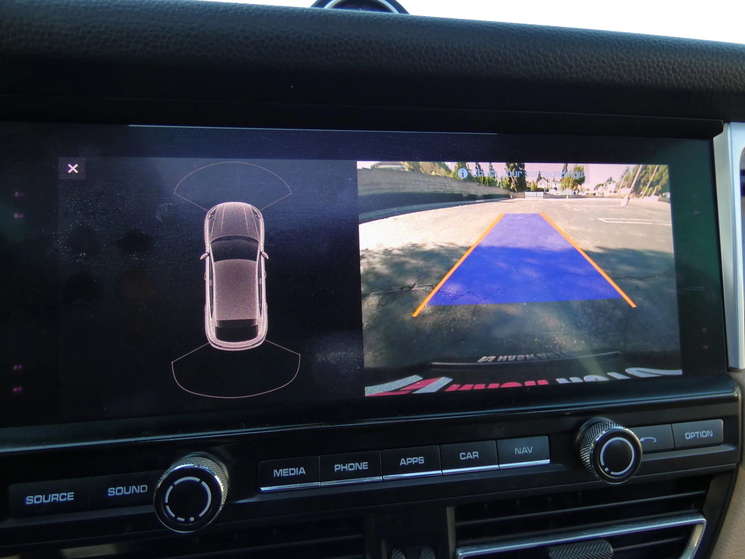 Used 2019 Porsche Macan image 56