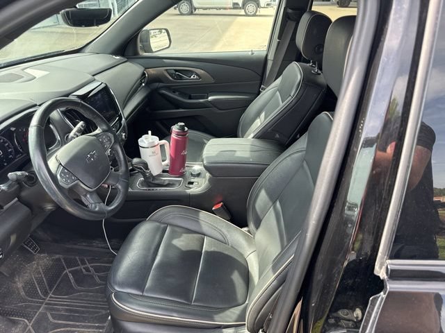 Used 2023 Chevrolet Traverse Premier w/ Redline Edition AWD/4WD image 27