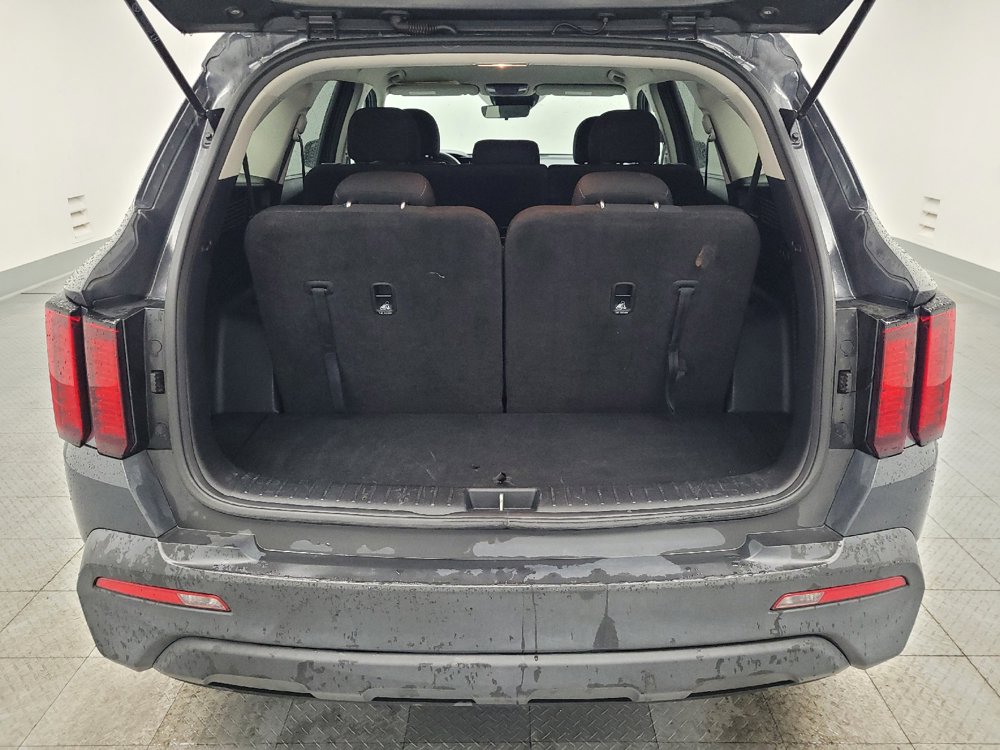 Used 2022 Kia Sorento LX FWD image 29