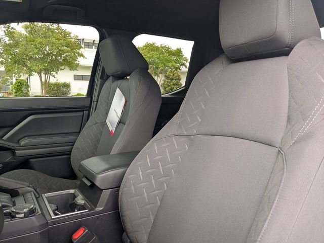 Certified 2025 Toyota Tacoma SR5 AWD/4WD image 14