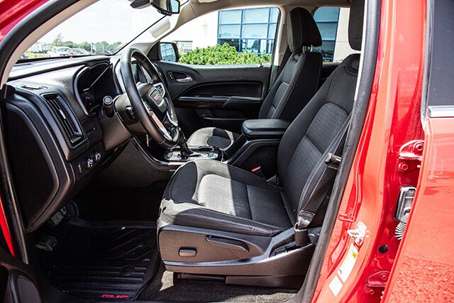 Used 2015 GMC Canyon SLE w/ SLE Convenience Package AWD/4WD image 14