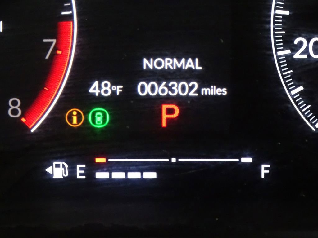 Used 2025 Honda Civic Sport image 28