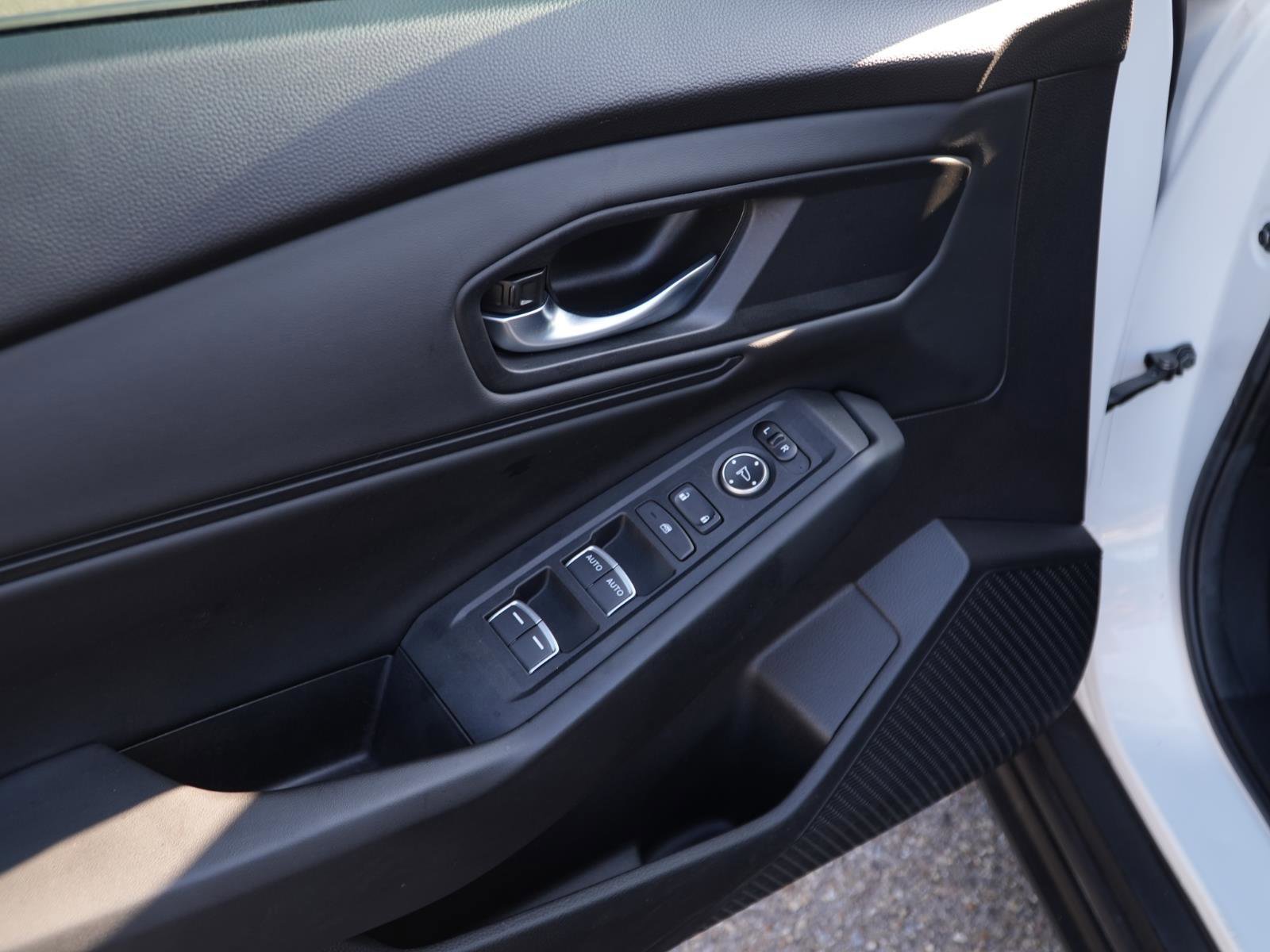 Used 2023 Honda Accord EX image 15