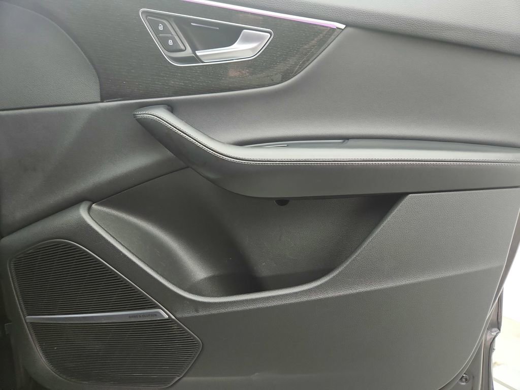 Used 2021 Audi Q7 3.0T Prestige w/ Prestige Package image 31