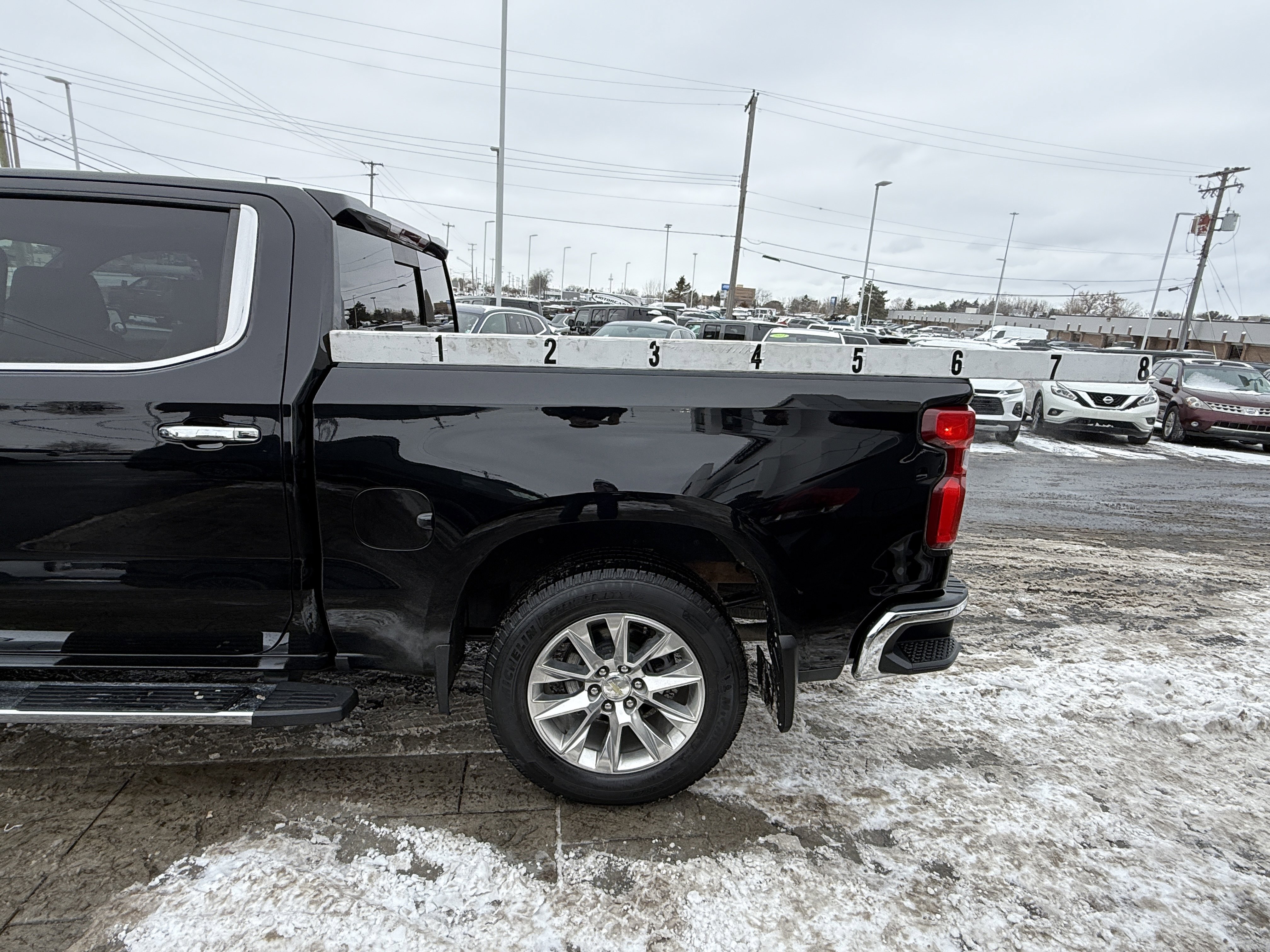 Used 2020 Chevrolet Silverado 1500 LTZ w/ LTZ Premium Package image 36