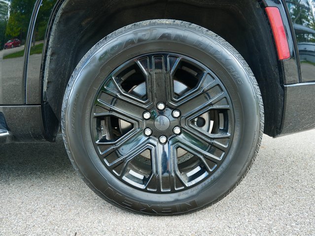 Used 2024 Jeep Wagoneer Series II image 33