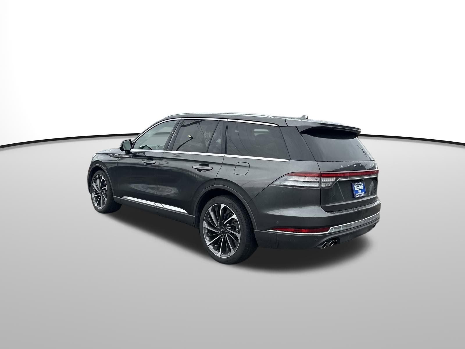 Used 2020 Lincoln Aviator Reserve image 3