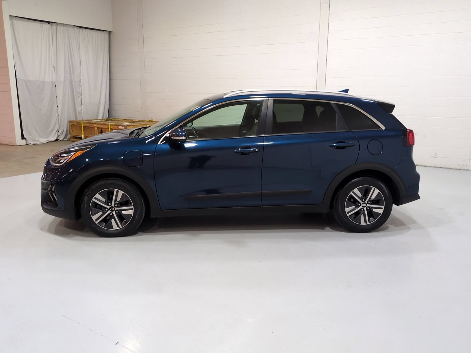 Used 2020 Kia Niro EX Premium FWD image 6