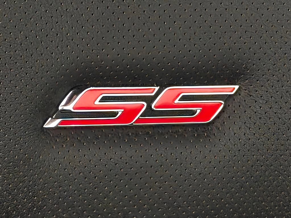 Used 2021 Chevrolet Camaro SS w/ Wild Cherry Design Package 2 RWD image 61