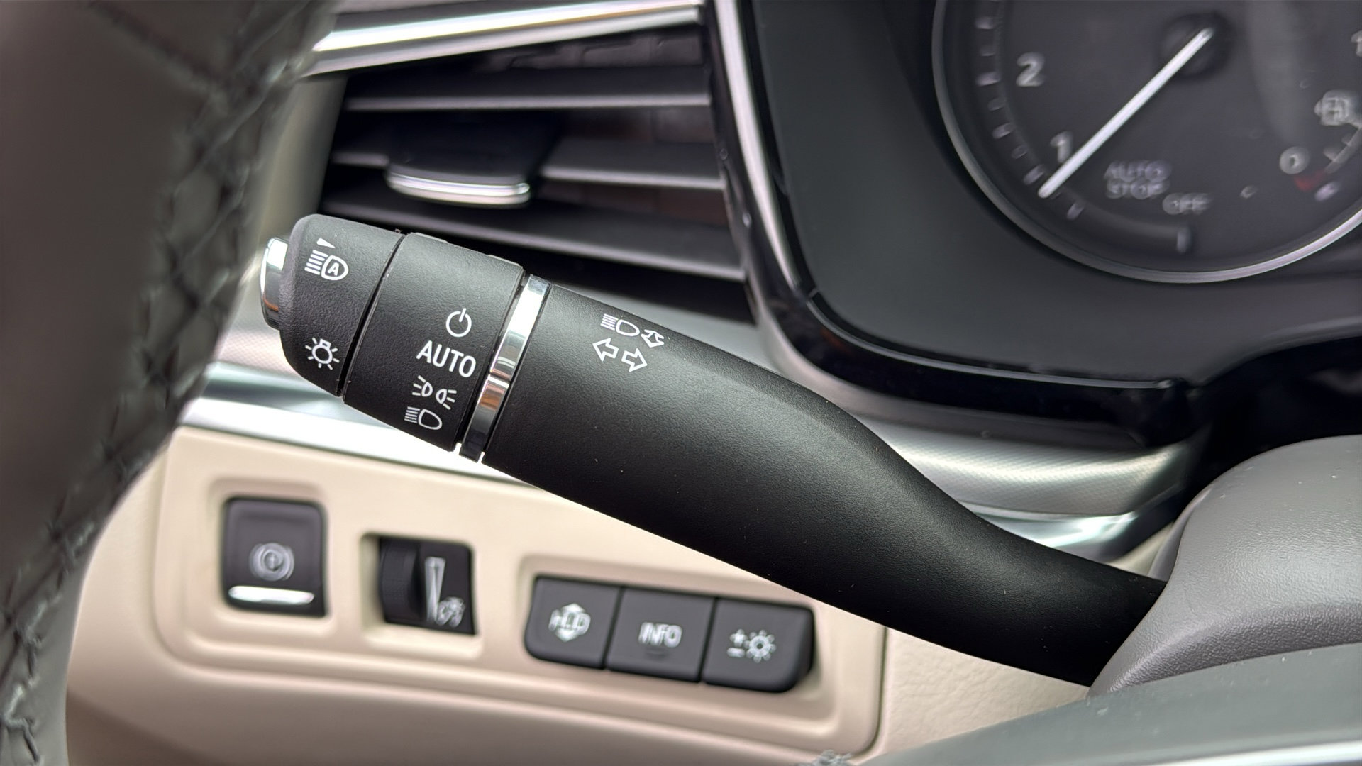 New 2026 Cadillac XT5 Premium Luxury w/ LPO, Floor Liner Package image 15