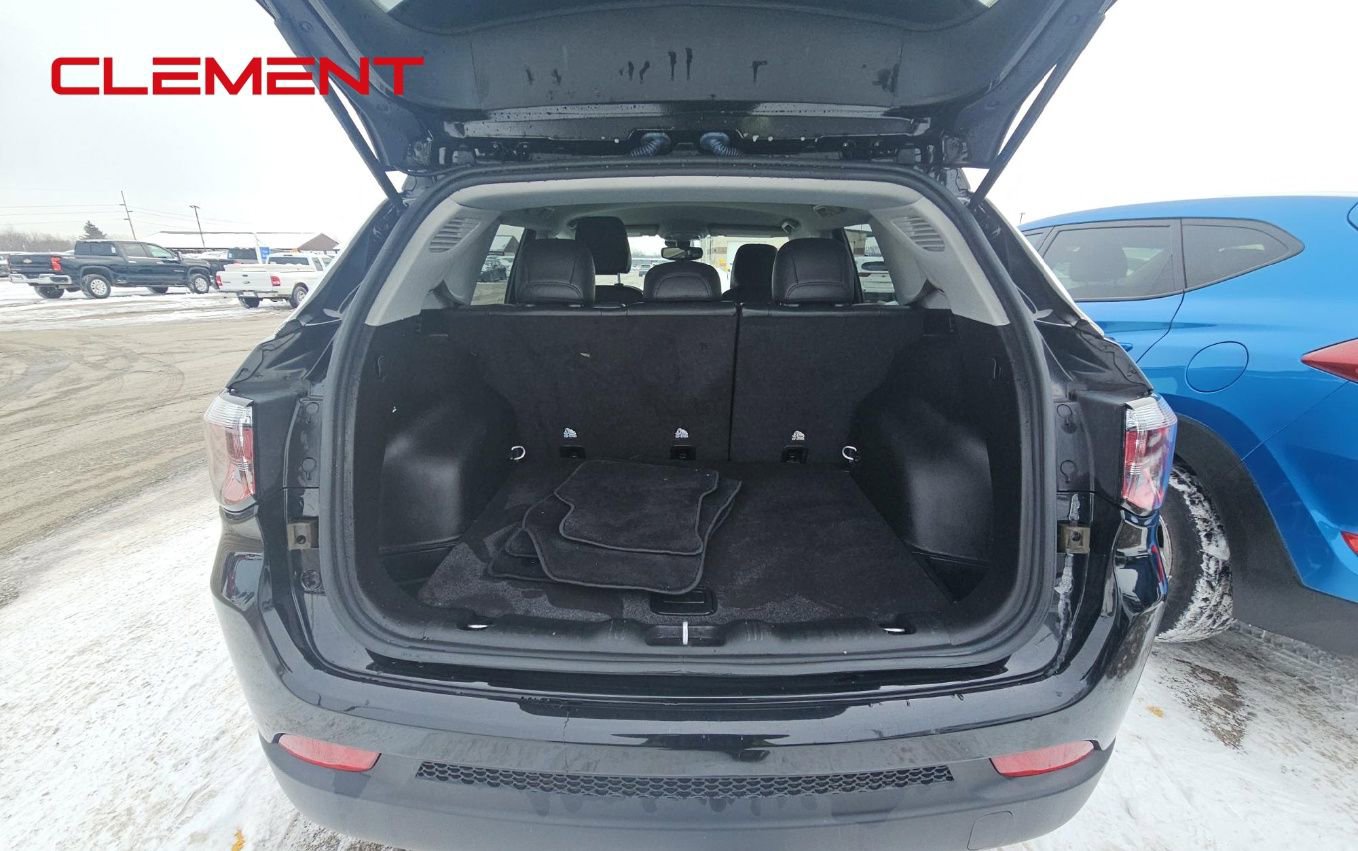 Used 2022 Jeep Compass Limited image 19