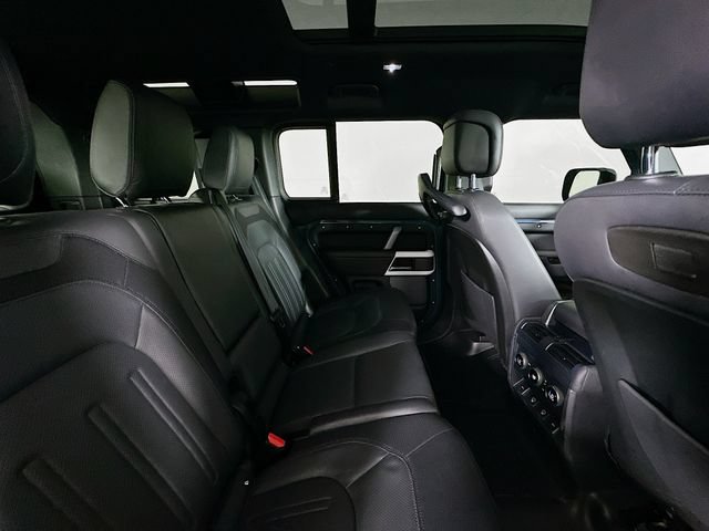 Used 2022 Land Rover Defender 110 X-Dynamic HSE AWD/4WD image 29