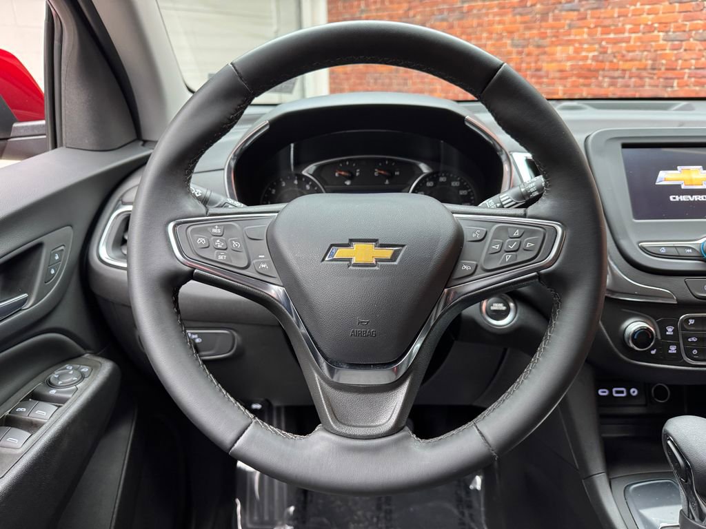 Used 2023 Chevrolet Equinox LT FWD image 12