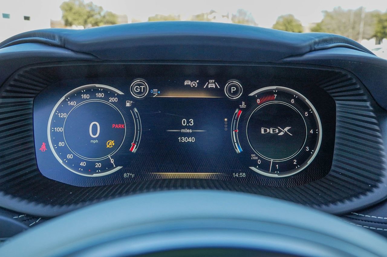 Used 2022 Aston Martin DBX image 25