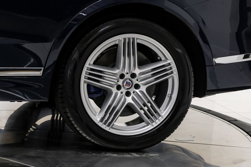 Used 2024 BMW ALPINA XB7 AWD/4WD image 57