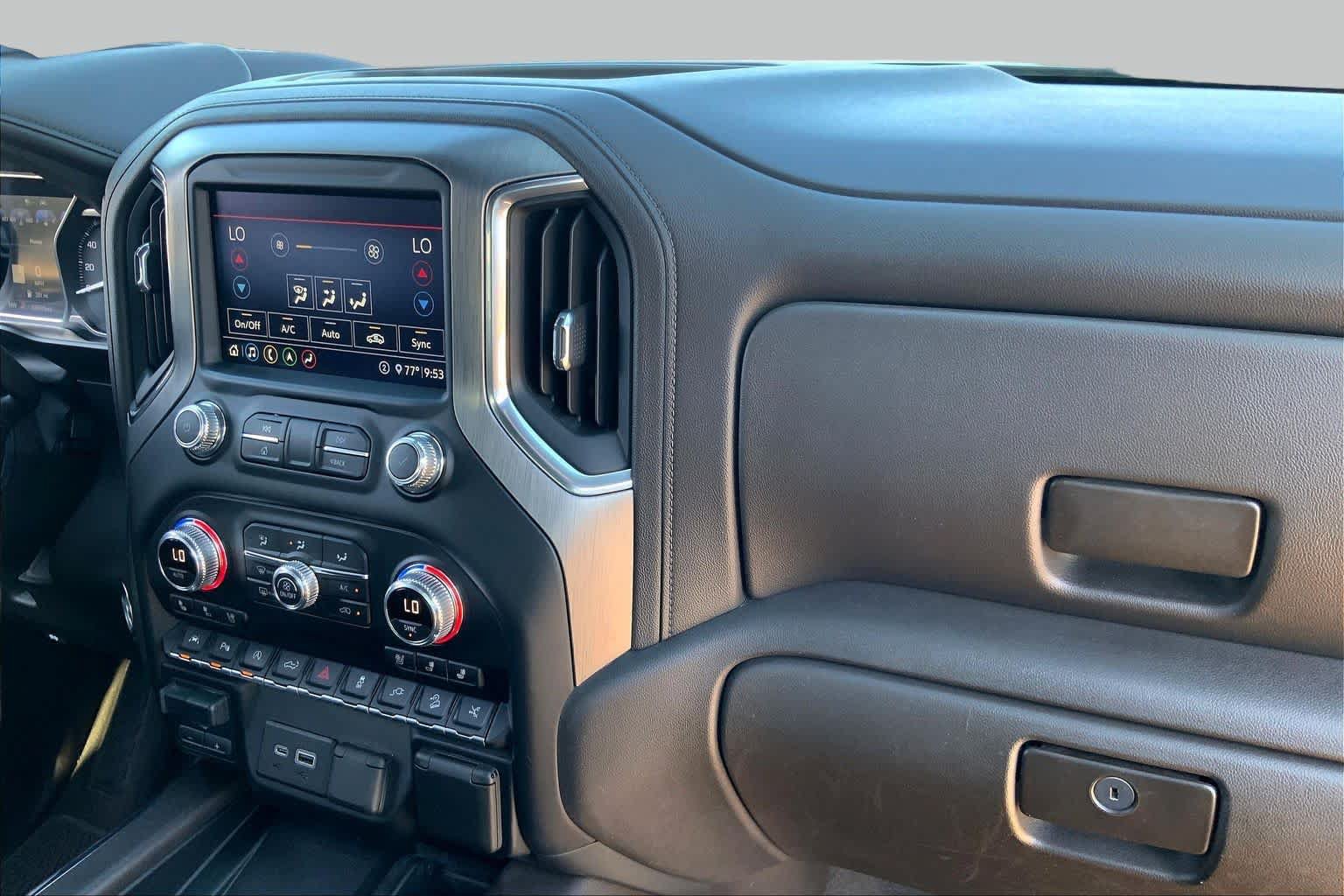 Used 2020 GMC Sierra 1500 Denali w/ Denali Ultimate Package AWD/4WD image 17