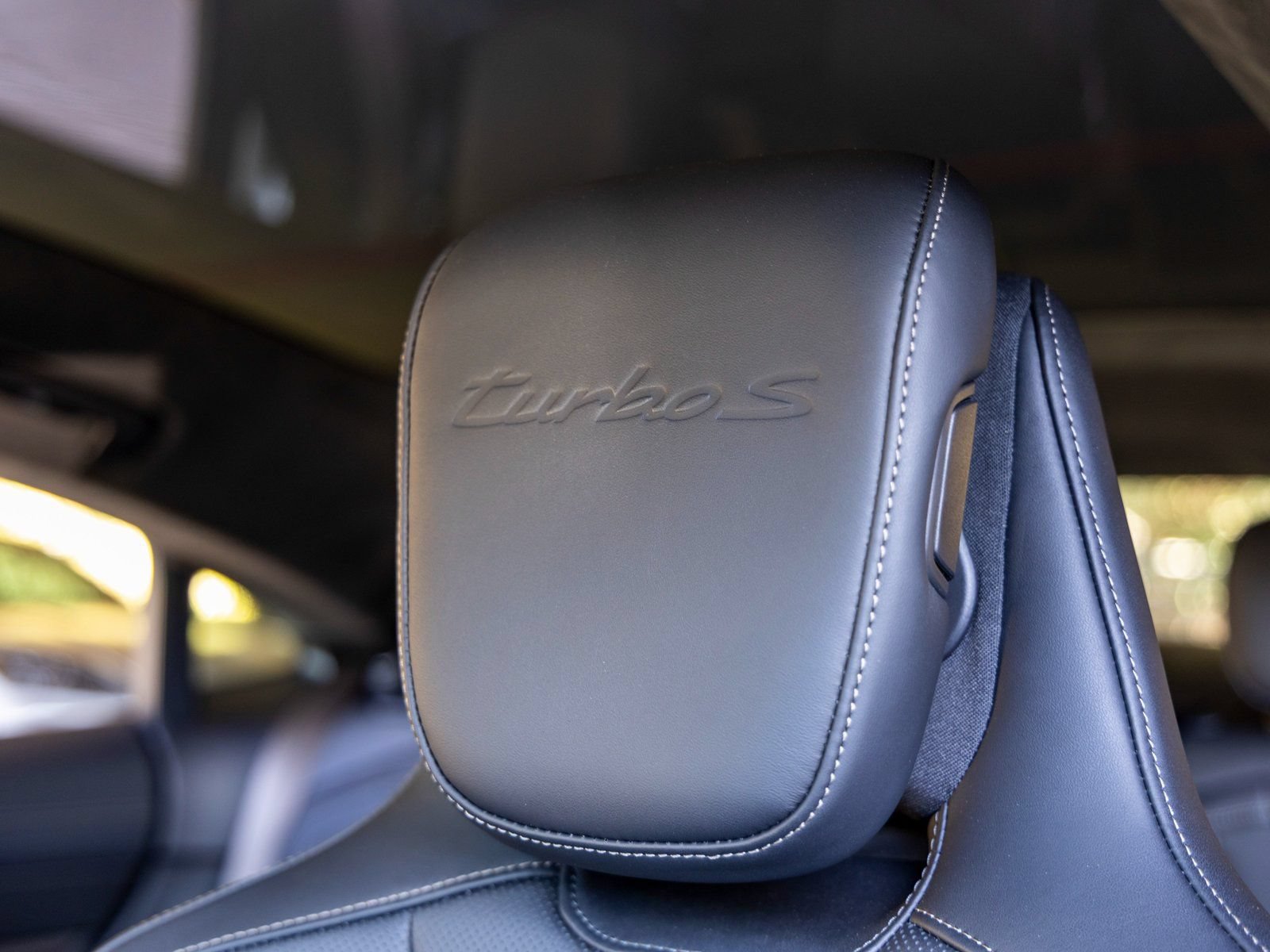New 2025 Porsche Taycan Turbo S AWD/4WD image 29