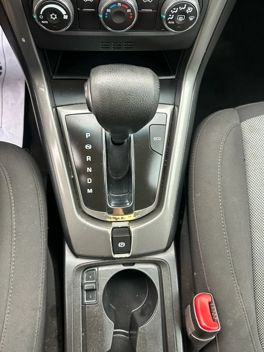 Used 2015 Chevrolet Captiva Sport LS FWD image 18