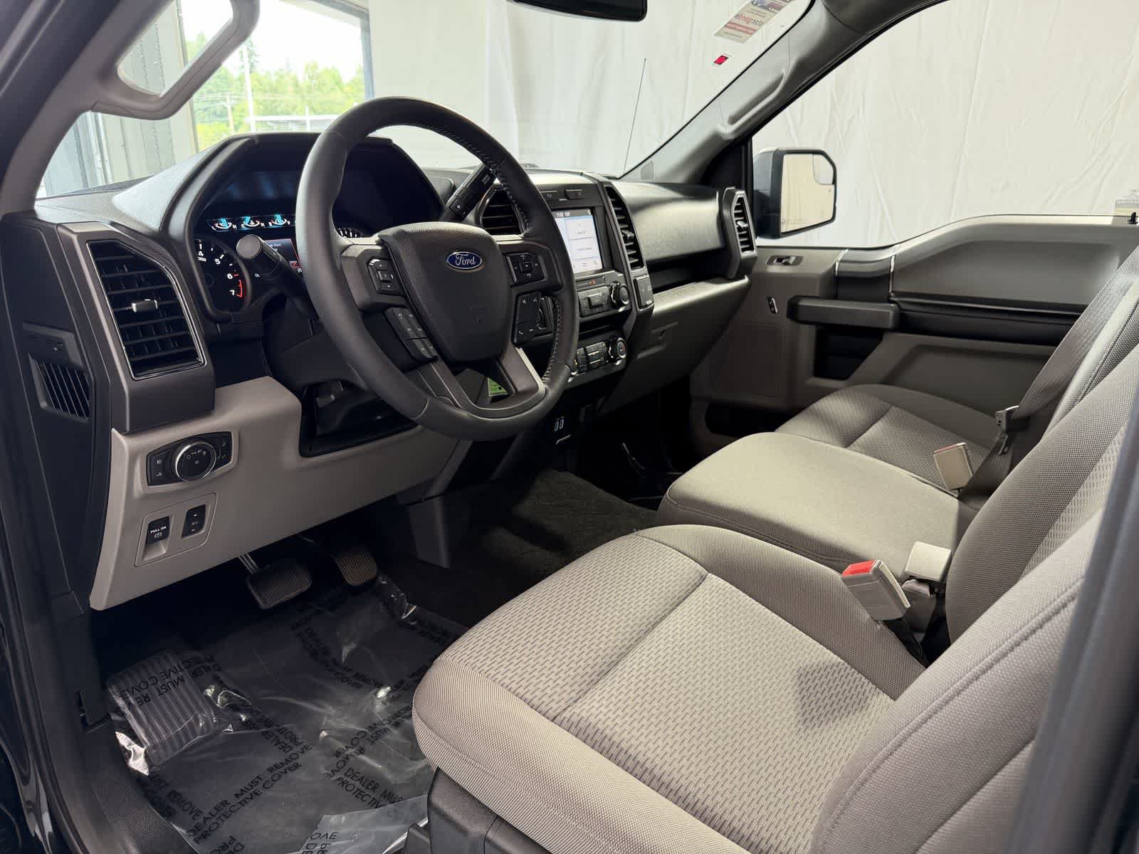 Used 2018 Ford F150 XLT w/ Equipment Group 302A Luxury AWD/4WD image 7