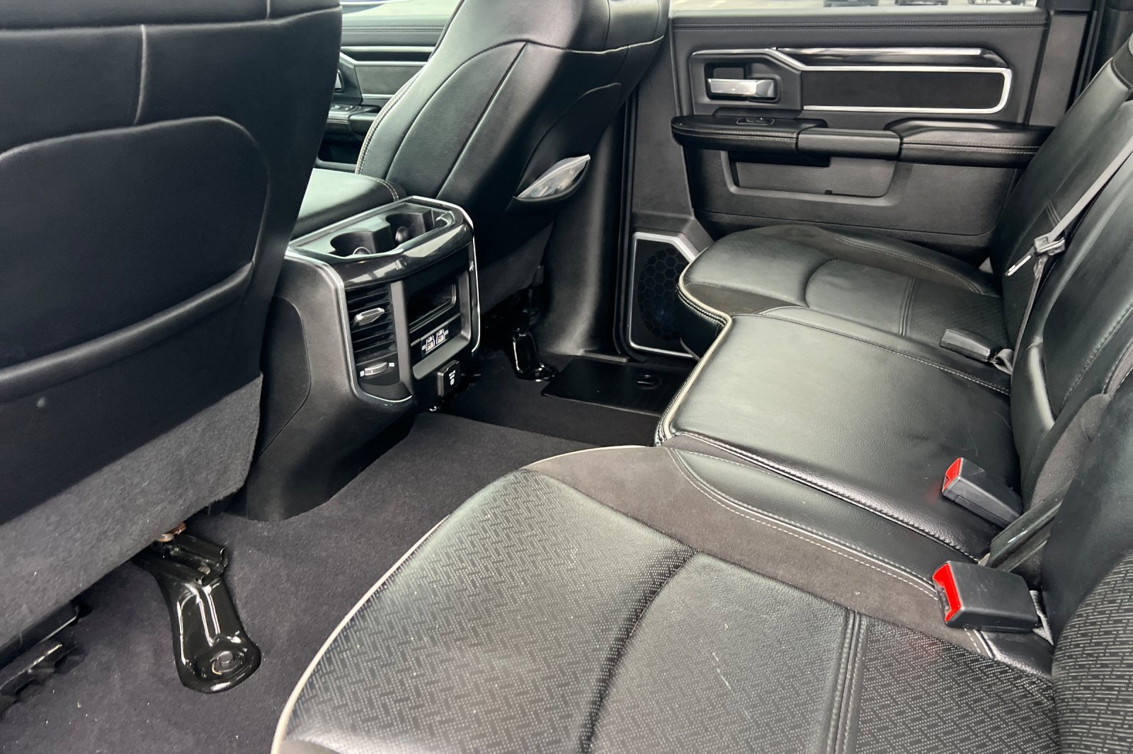 Used 2021 RAM 2500 Laramie w/ Safety Group B image 13