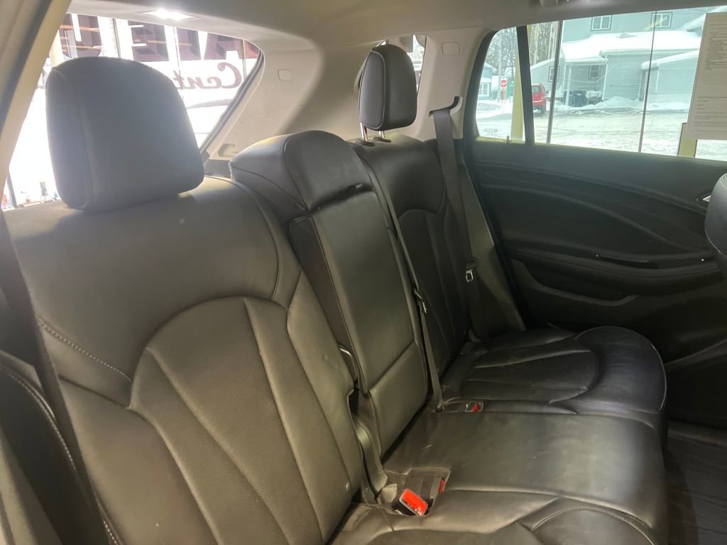 Used 2020 Buick Envision Essence image 41