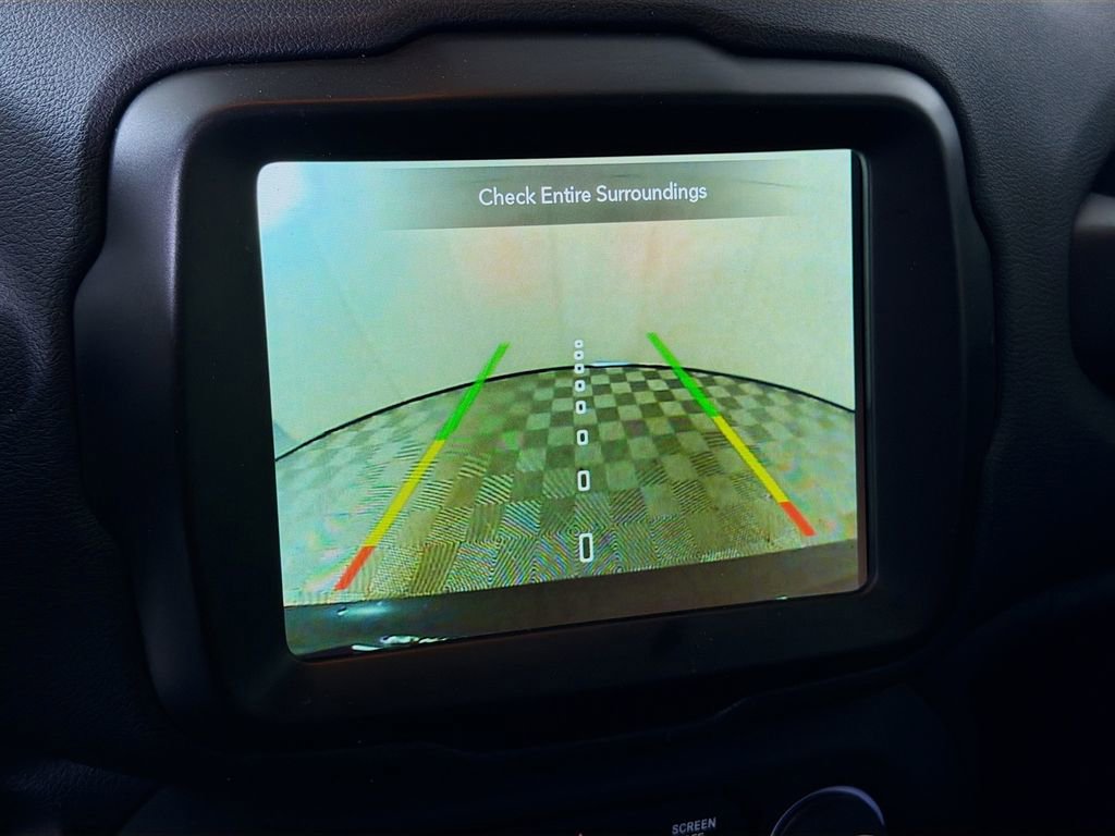 Used 2023 Jeep Renegade Latitude image 18