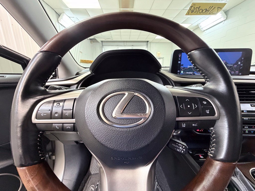 Used 2020 Lexus RX 350L Premium w/ Premium Package AWD/4WD image 52