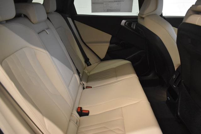 New 2026 BMW X3 xDrive30i w/ Convenience Package AWD/4WD image 17