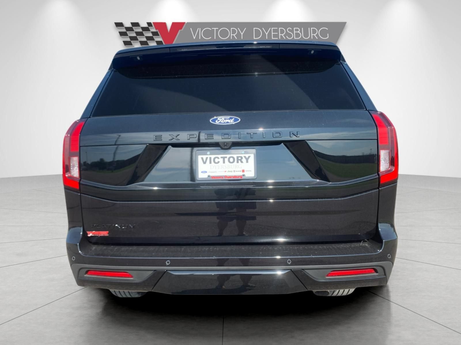 New 2027 Ford Expedition Platinum w/ Stealth Performance Package AWD/4WD image 5