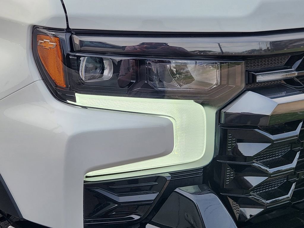New 2026 Chevrolet Silverado 1500 ZR2 w/ LPO, Dark Essentials Package image 27