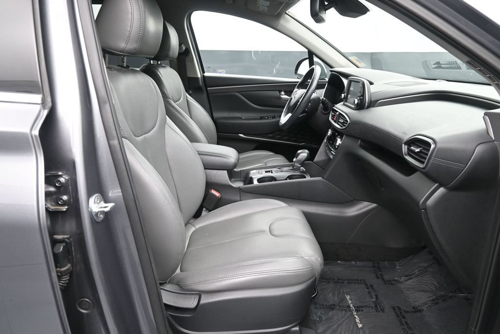 Used 2019 Hyundai Santa Fe SEL FWD image 11