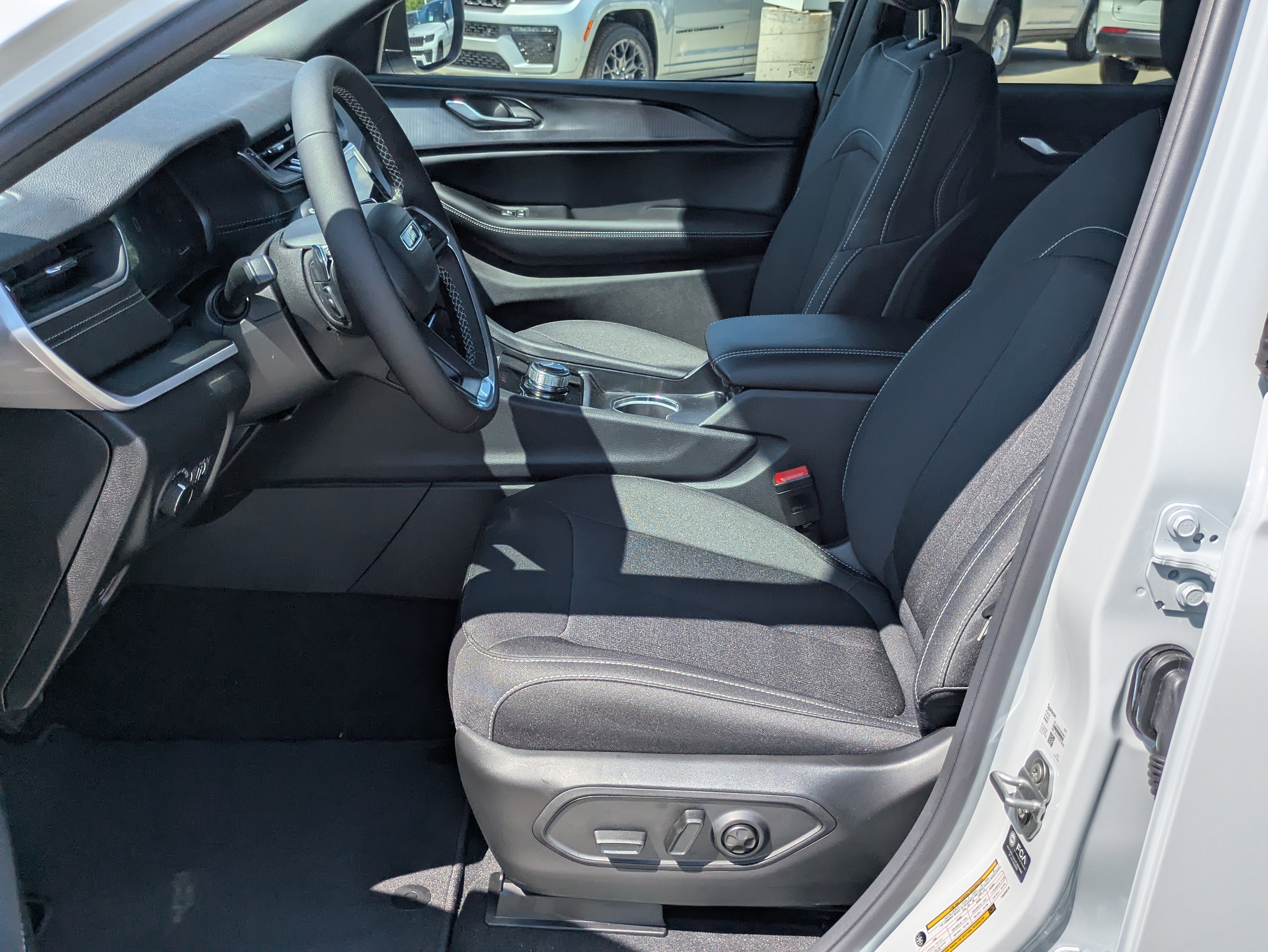 New 2026 Jeep Grand Cherokee L Laredo RWD image 10