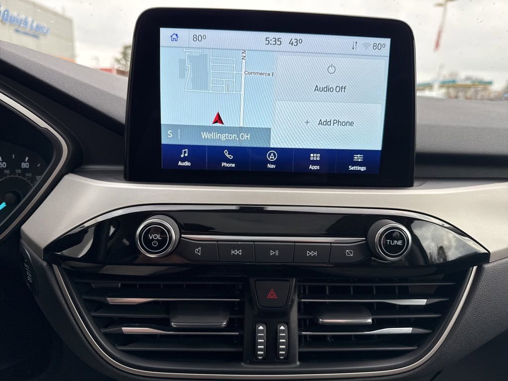 Certified 2022 Ford Escape SE w/ SE Sport Appearance Package image 16