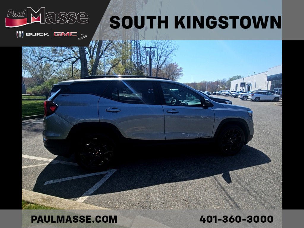 Used 2023 GMC Terrain SLT w/ Infotainment Package II AWD/4WD image 7