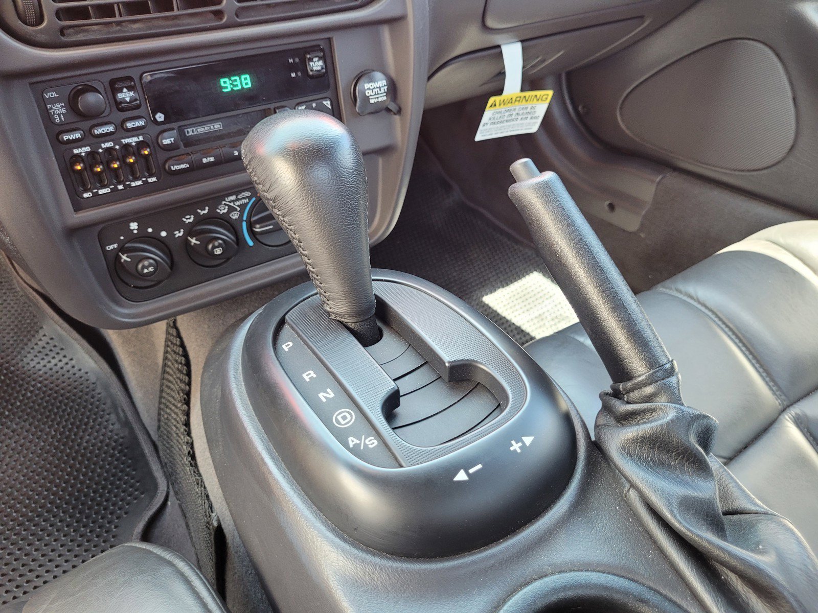 Used 1999 Plymouth Prowler RWD image 14