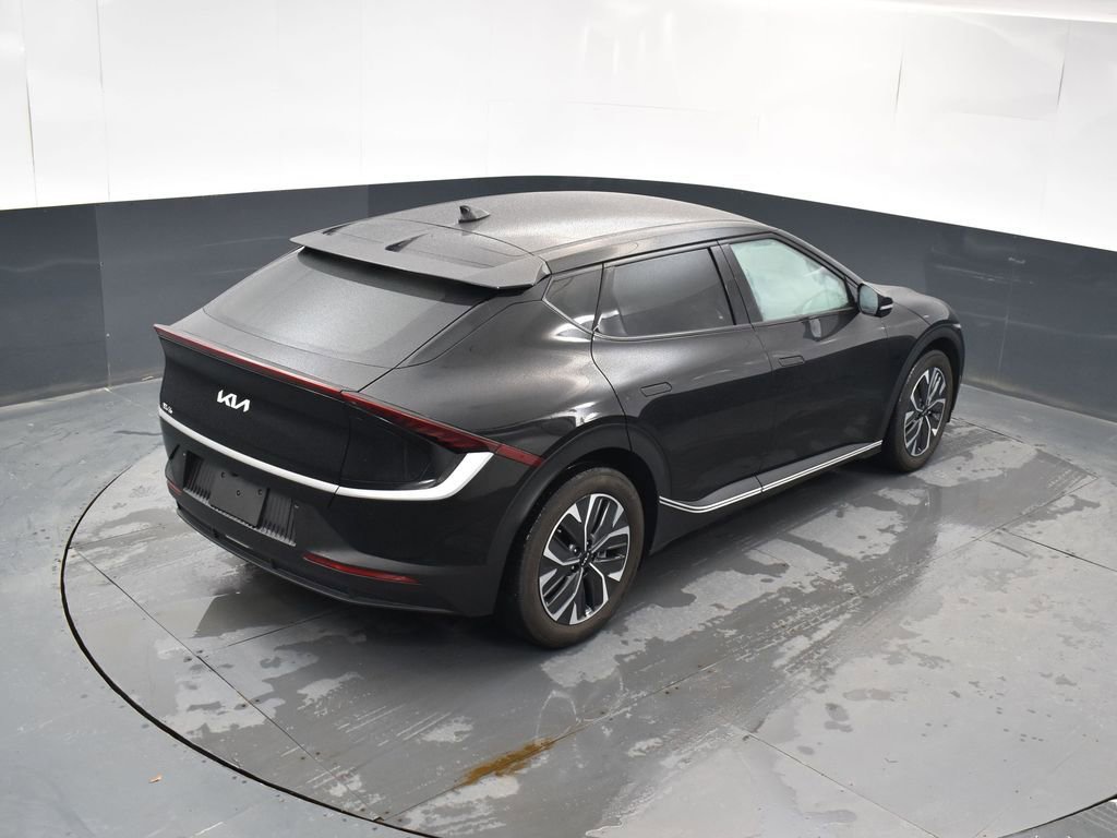 Used 2024 Kia EV6 Light image 33