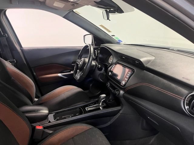 Used 2024 Nissan Kicks SR FWD image 11