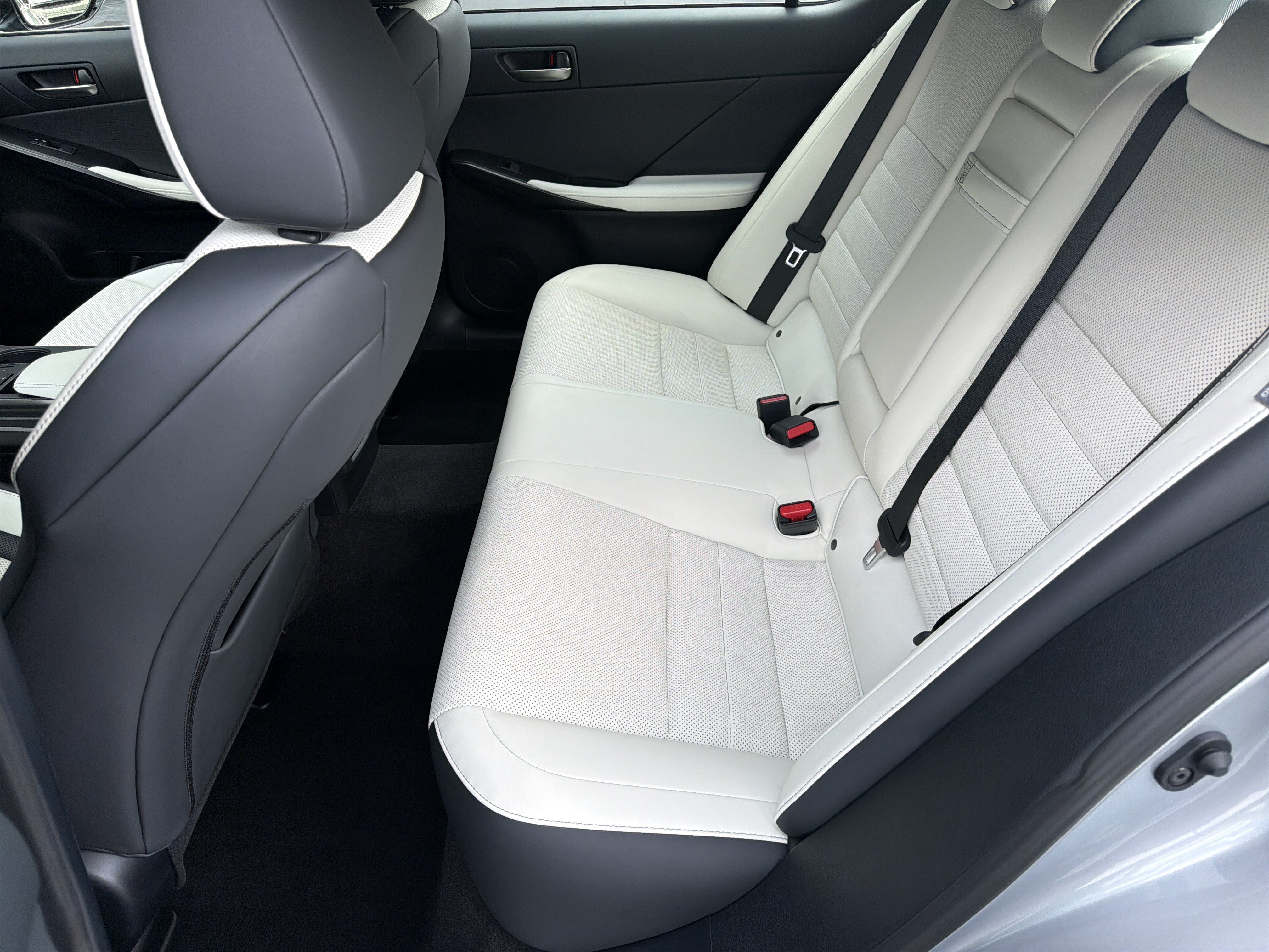 Used 2022 Lexus IS 350 F Sport w/ Accessory Package RWD image 24