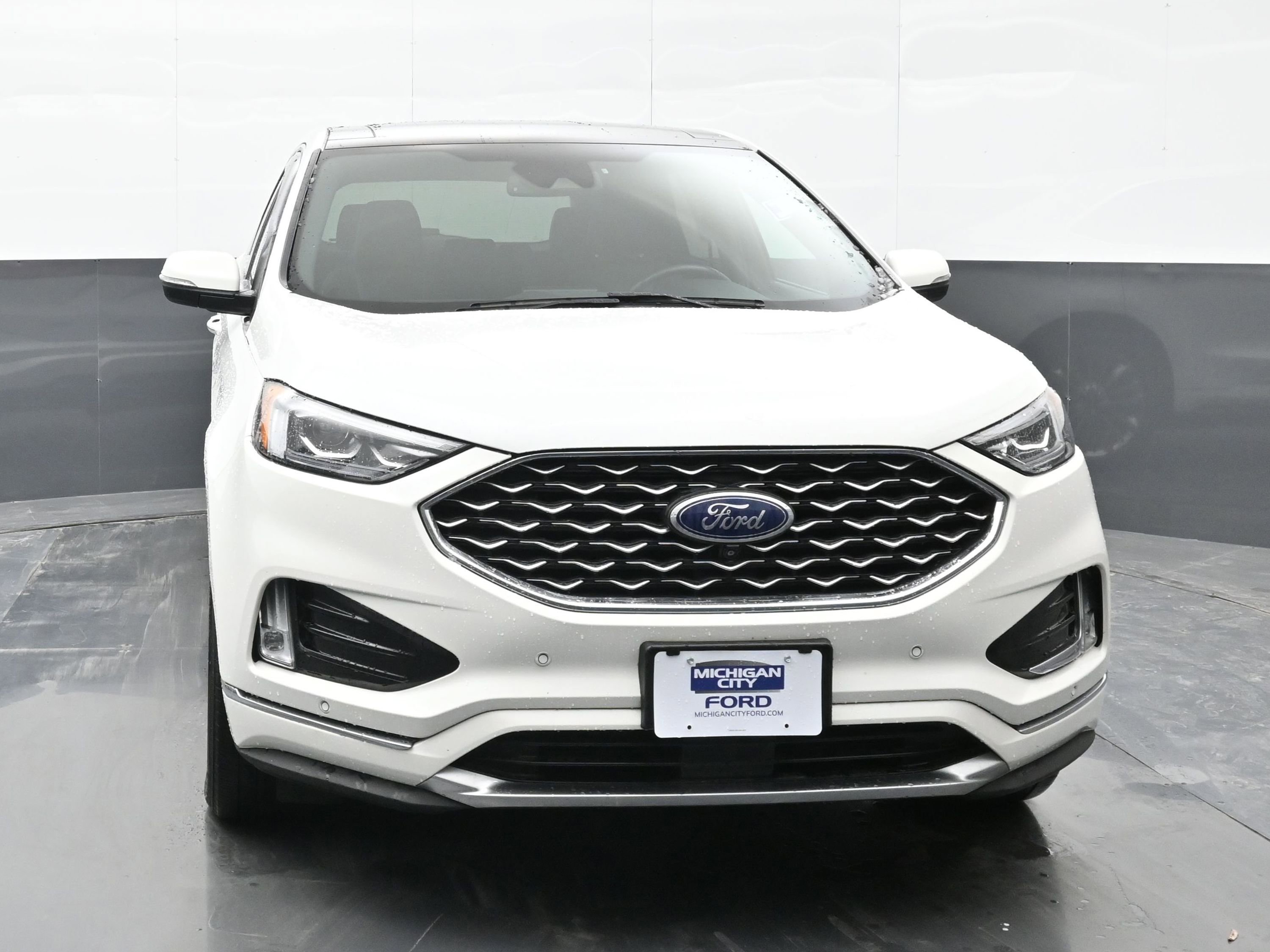 Used 2021 Ford Edge Titanium w/ Equipment Group 301A image 2