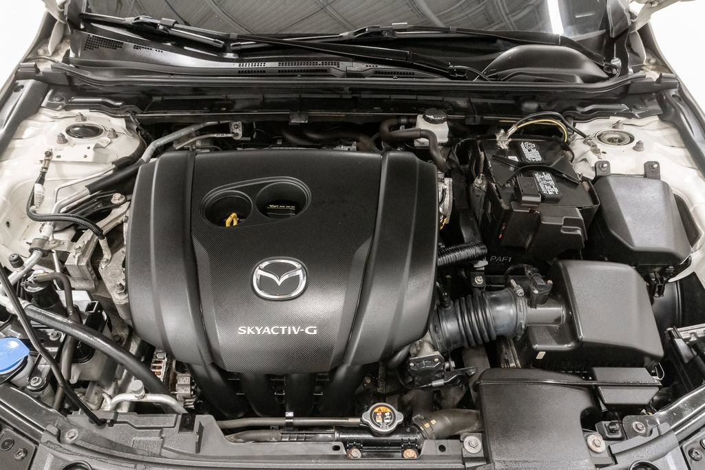 Used 2019 MAZDA MAZDA3 AWD Hatchback image 3