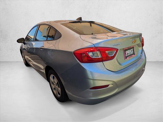 Used 2017 Chevrolet Cruze LS FWD image 6