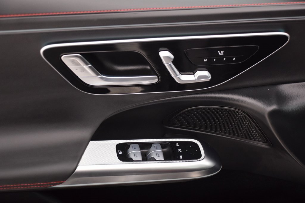 Used 2026 Mercedes-Benz E 53 AMG 4MATIC Sedan image 21